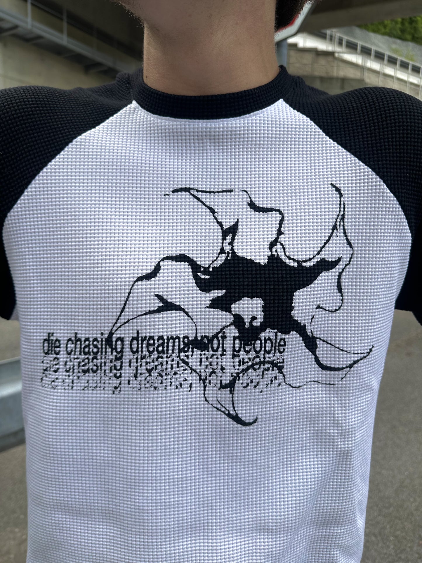 moonflower long-sleeve black