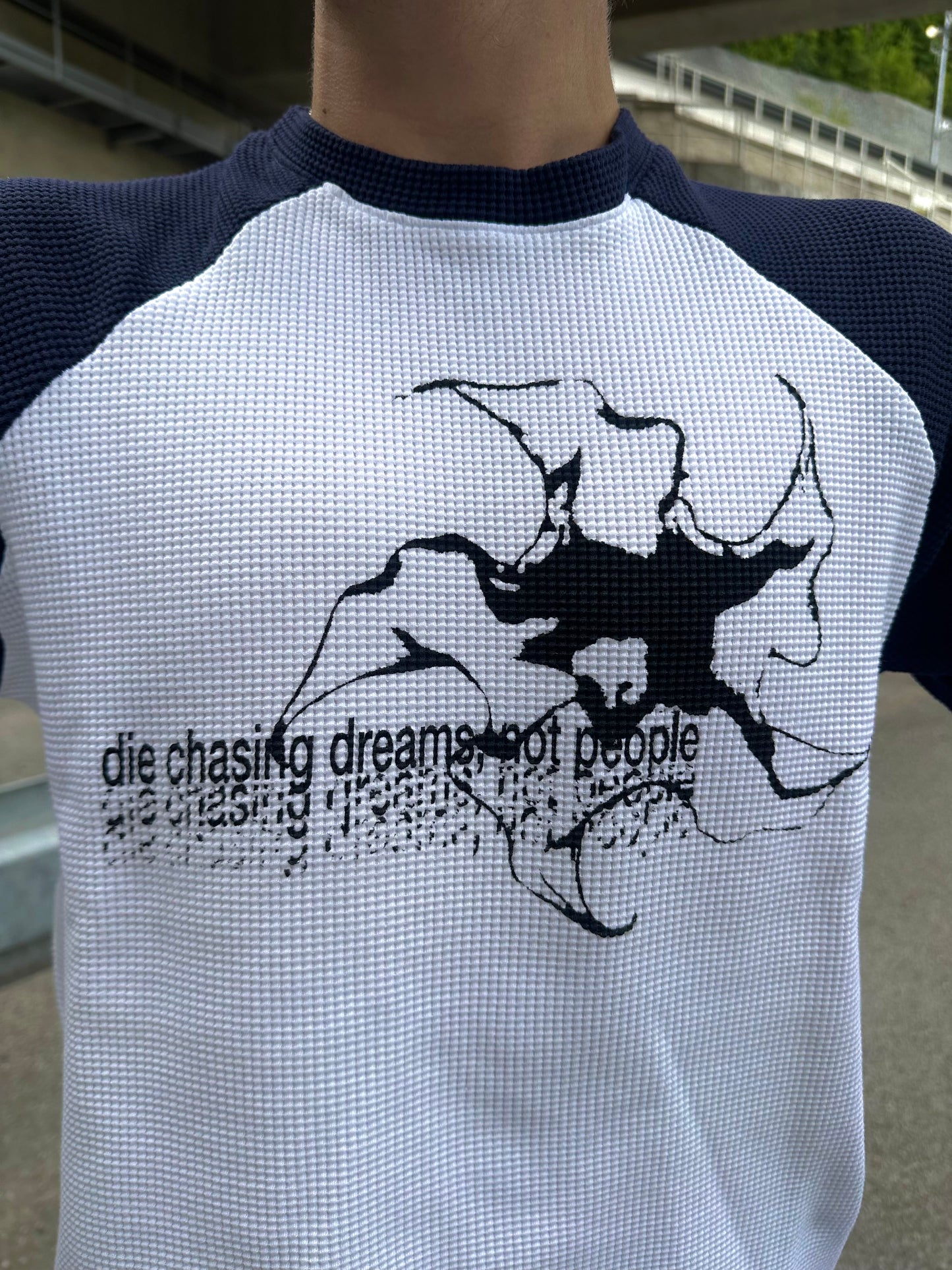 moonflower long-sleeve blue