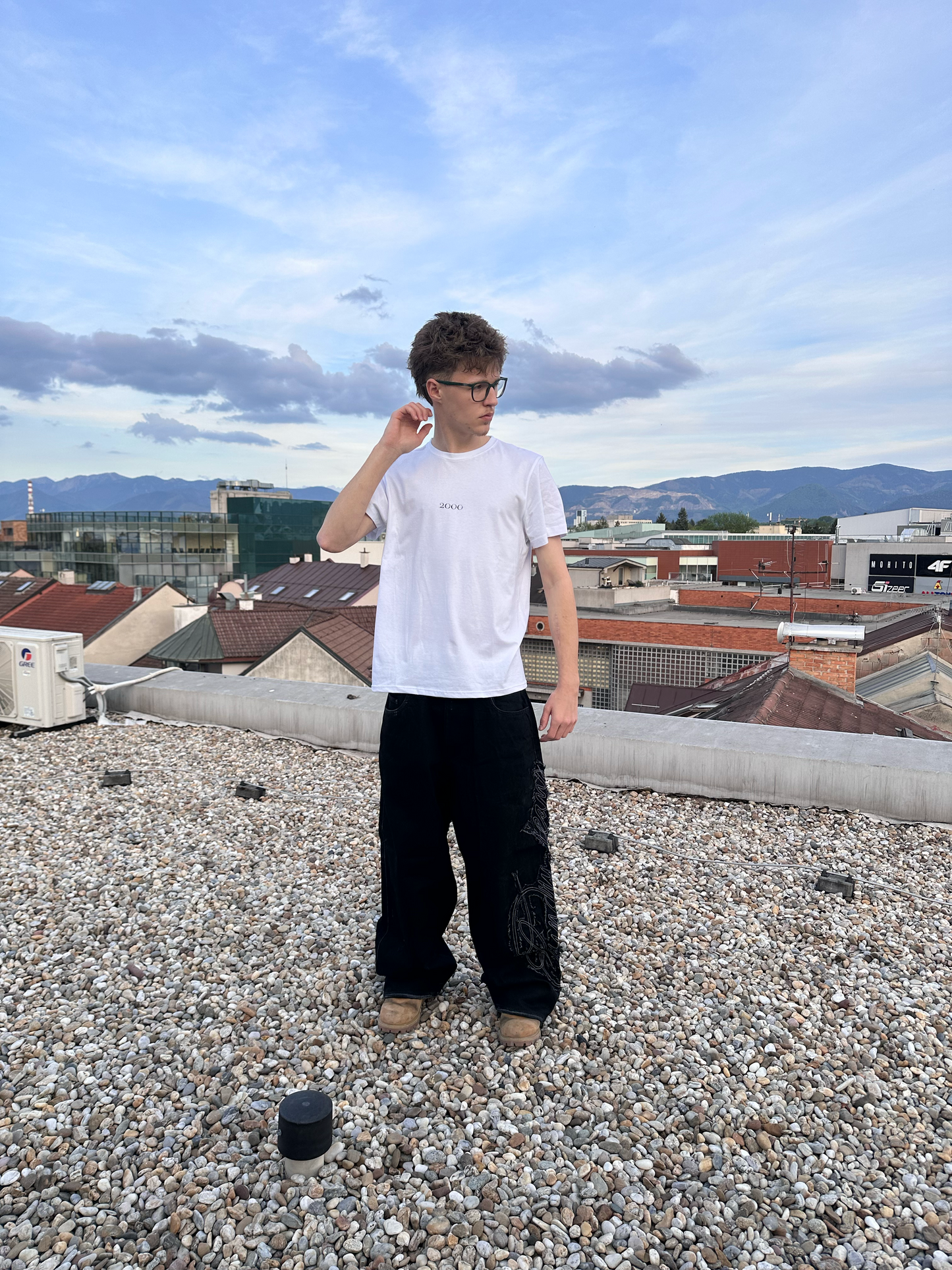 2000 t-shirt