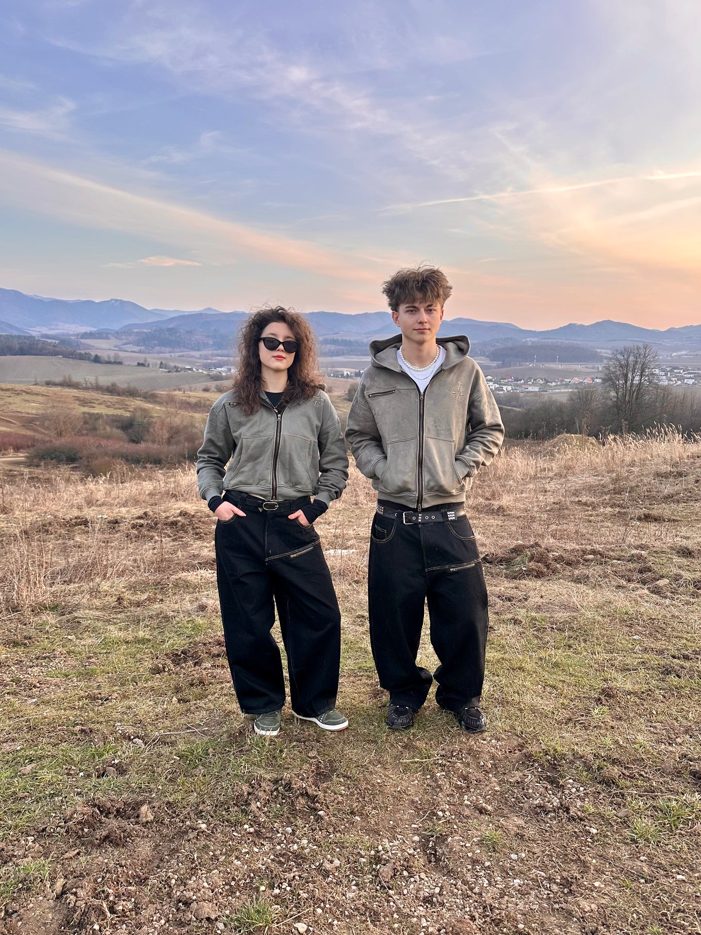 EXPLORER hoodie